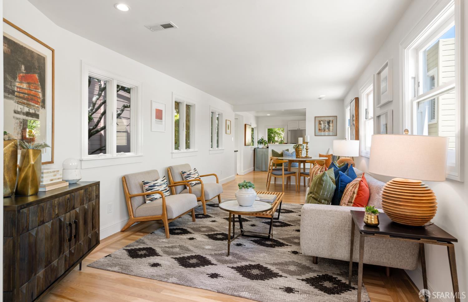 Photo #6: 426108191 Listing: Photo #6