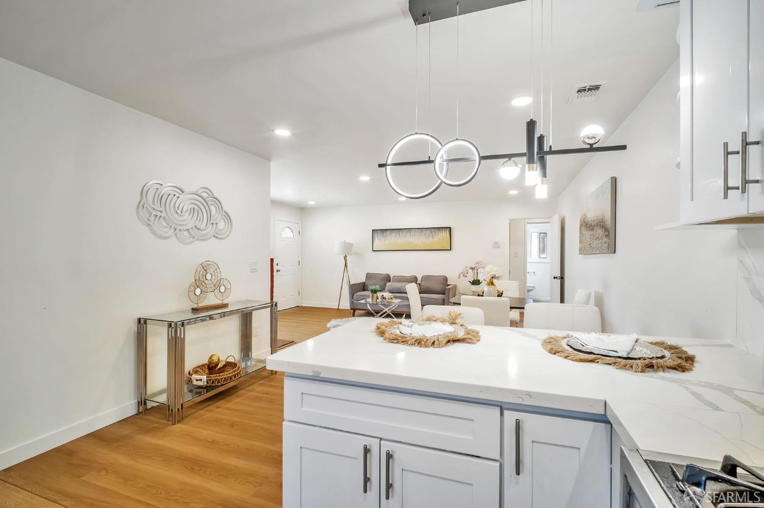 Detail Gallery Image 18 of 43 For 14828 Martell Ave, San Leandro,  CA 94578 - 5 Beds | 2 Baths