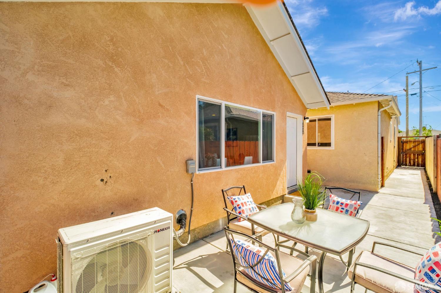 Detail Gallery Image 41 of 43 For 14828 Martell Ave, San Leandro,  CA 94578 - 5 Beds | 2 Baths