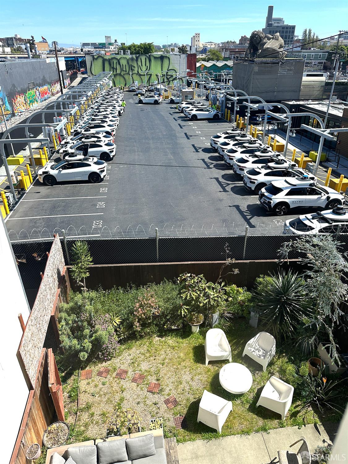 Photo #18: 426113617 Listing: Photo #18