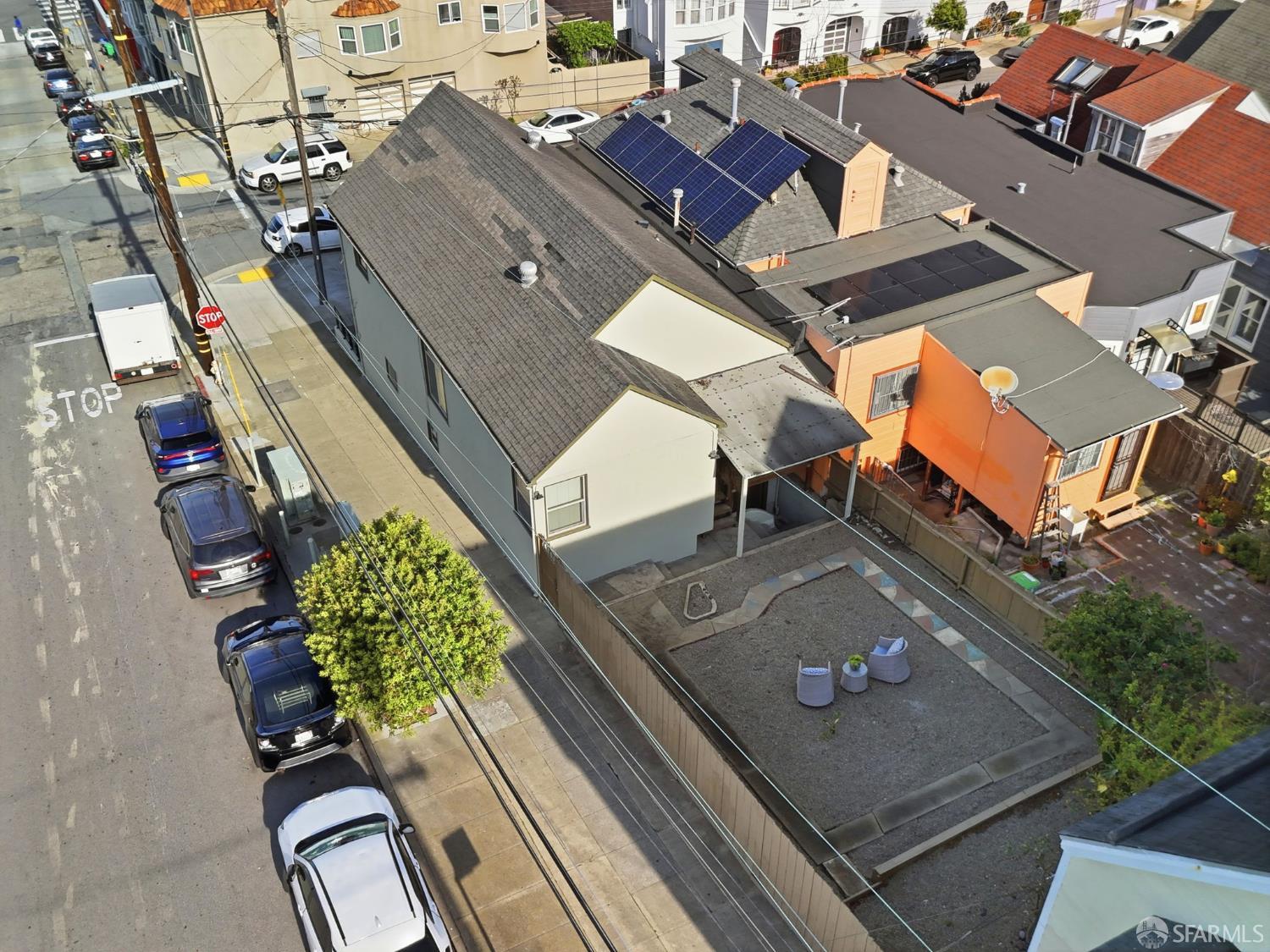 Detail Gallery Image 47 of 53 For 699 London St, San Francisco,  CA 94112 - 2 Beds | 2 Baths