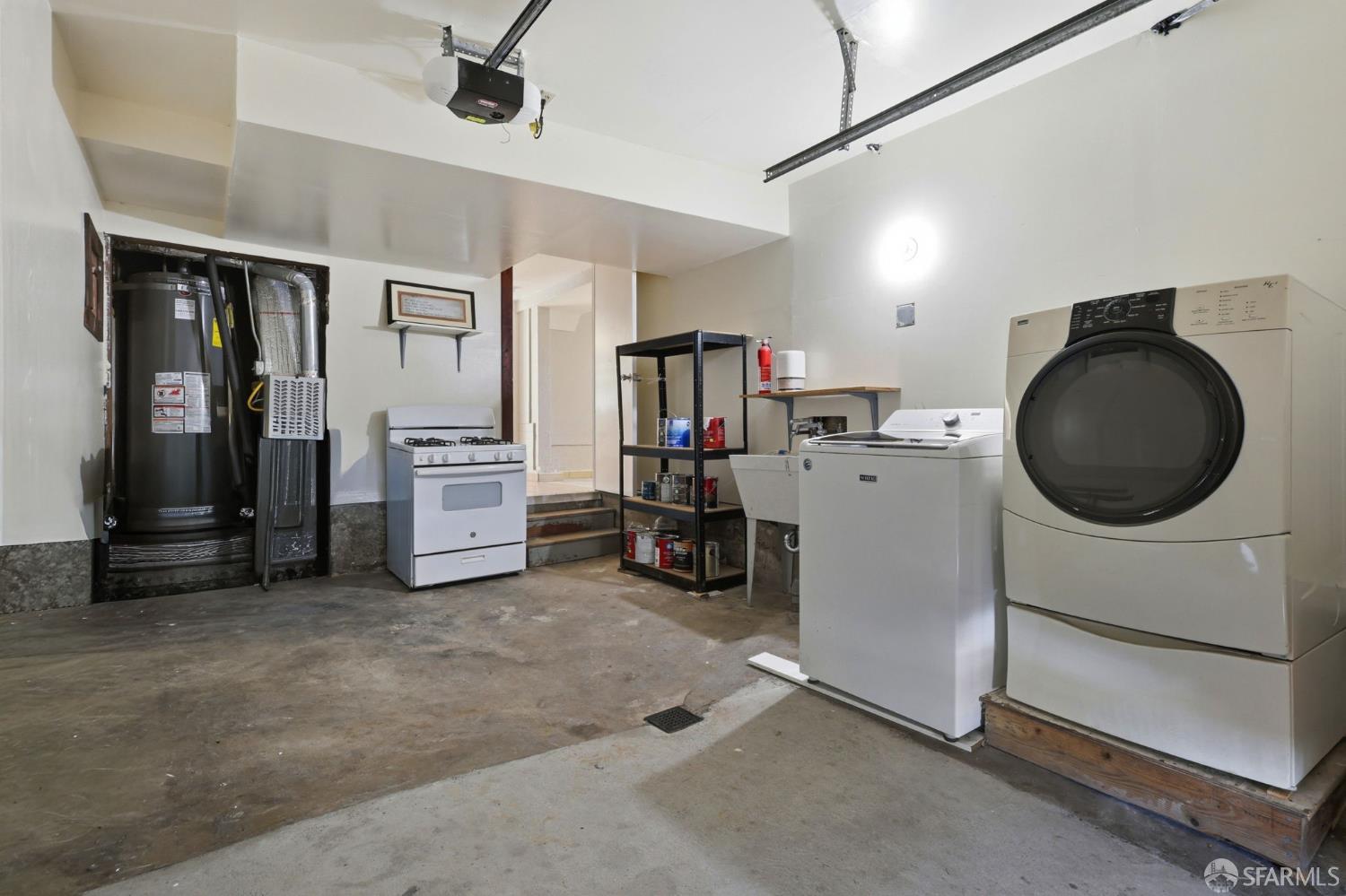 Detail Gallery Image 30 of 53 For 699 London St, San Francisco,  CA 94112 - 2 Beds | 2 Baths