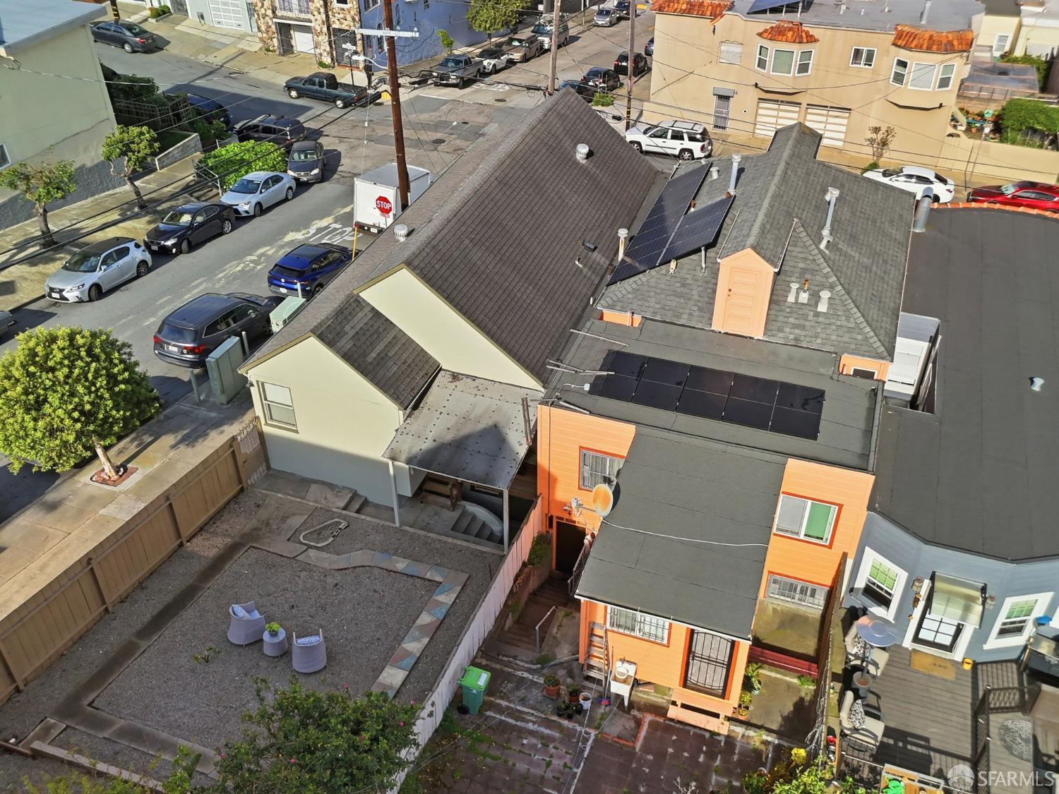 Detail Gallery Image 48 of 53 For 699 London St, San Francisco,  CA 94112 - 2 Beds | 2 Baths