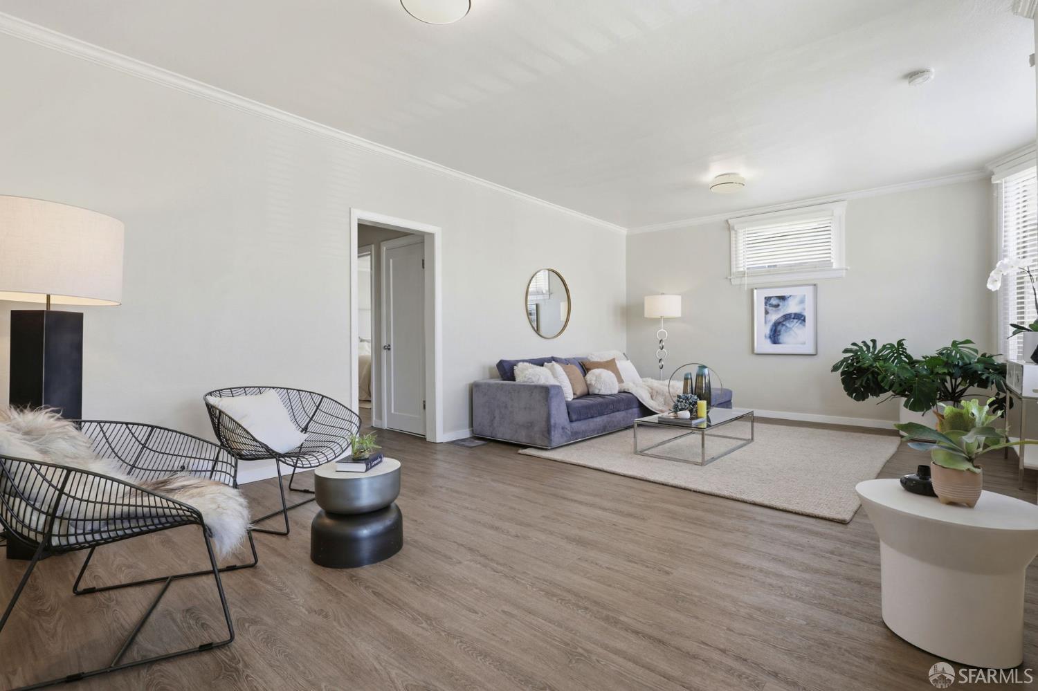 Detail Gallery Image 7 of 53 For 699 London St, San Francisco,  CA 94112 - 2 Beds | 2 Baths