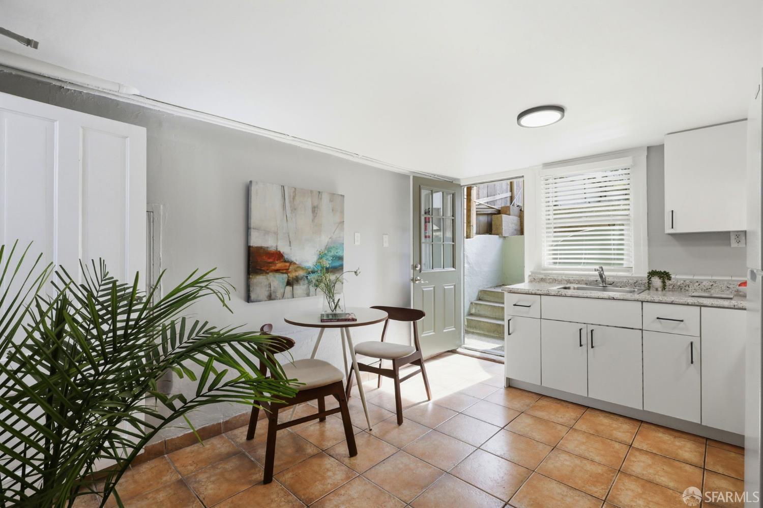 Detail Gallery Image 20 of 53 For 699 London St, San Francisco,  CA 94112 - 2 Beds | 2 Baths