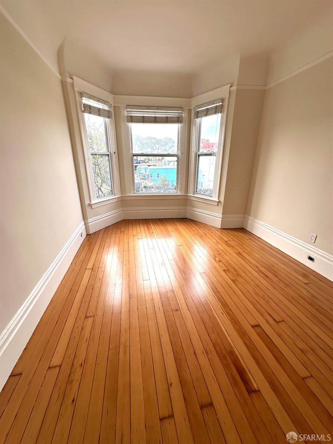 Photo #9: 426113617 Listing: Photo #9