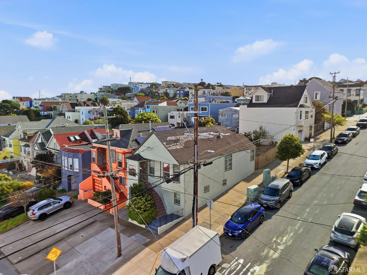 Detail Gallery Image 41 of 53 For 699 London St, San Francisco,  CA 94112 - 2 Beds | 2 Baths