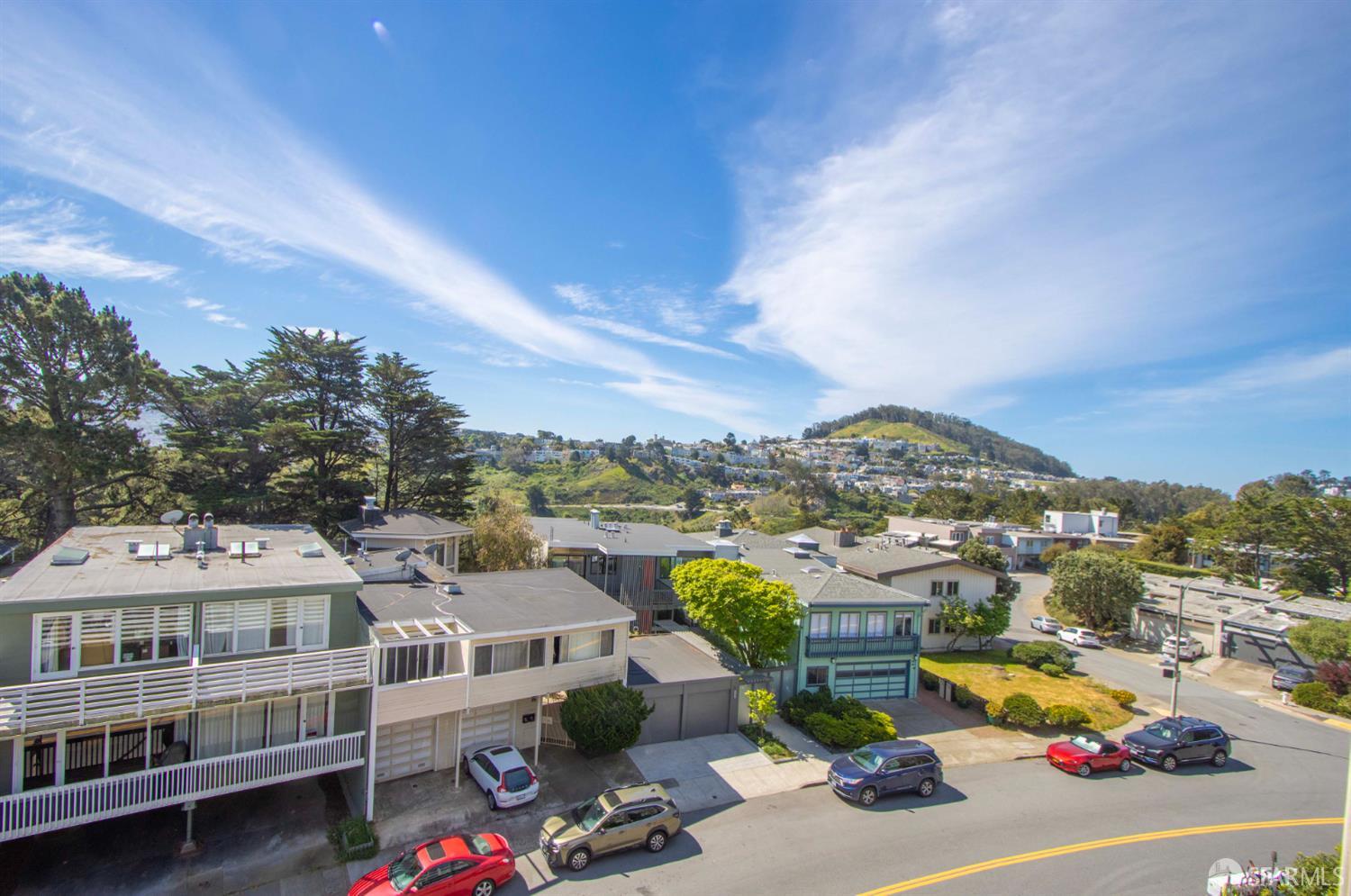 Photo #17: 426111612 Listing: Photo #17