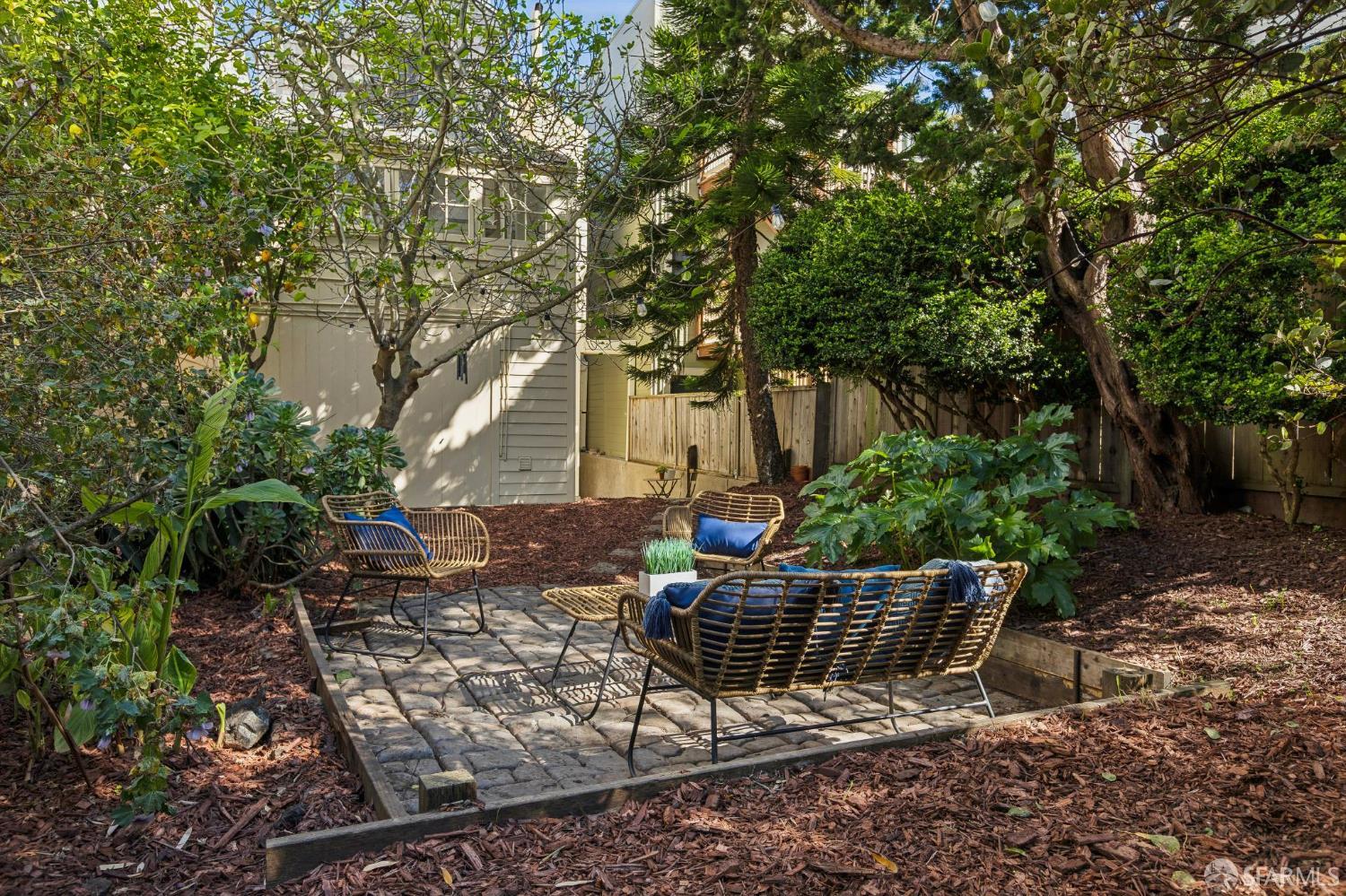 Detail Gallery Image 26 of 53 For 232 Diamond St, San Francisco,  CA 94114 - – Beds | – Baths