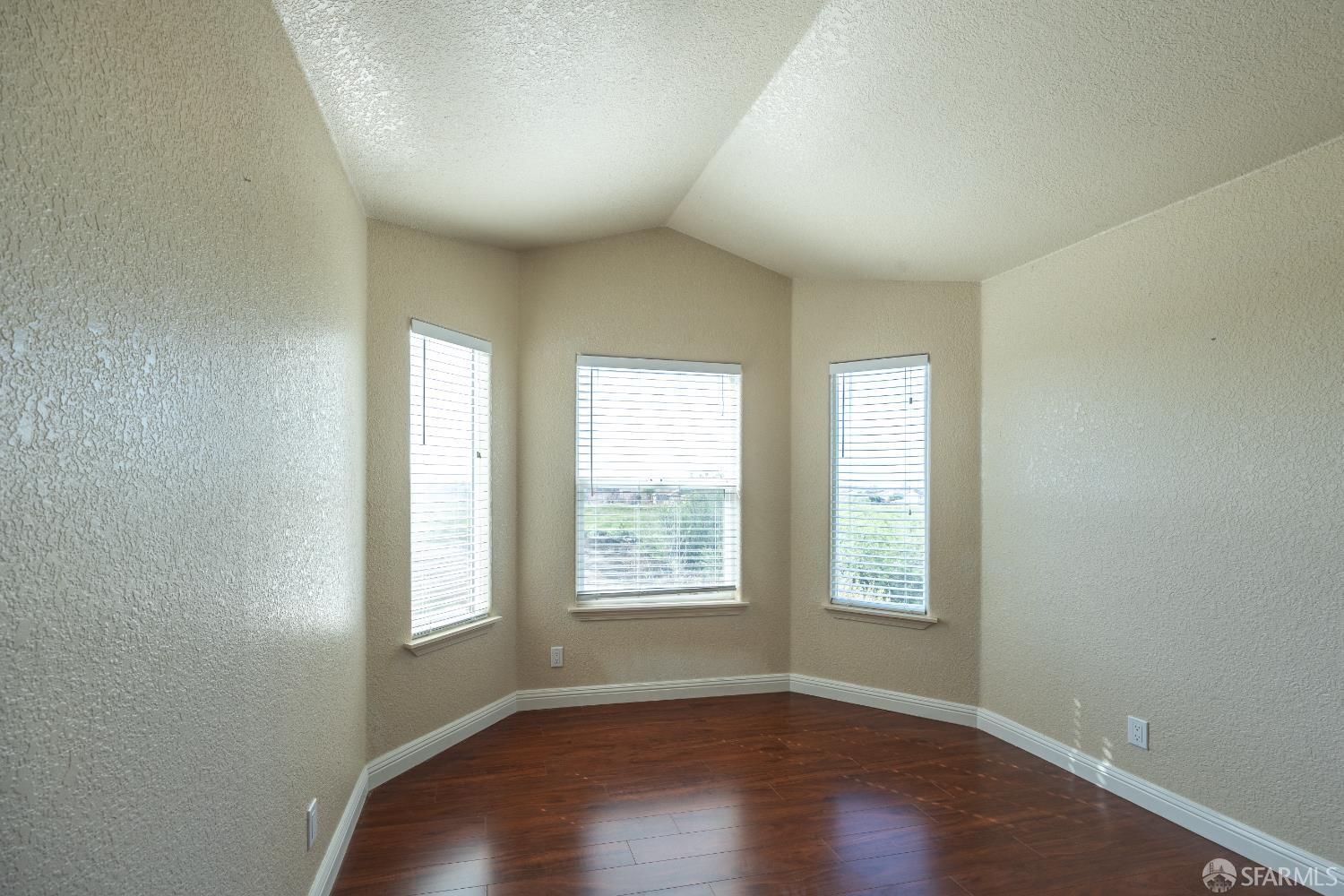 Detail Gallery Image 24 of 47 For 4170 Sandmound Blvd, Oakley,  CA 94561 - 3 Beds | 3 Baths