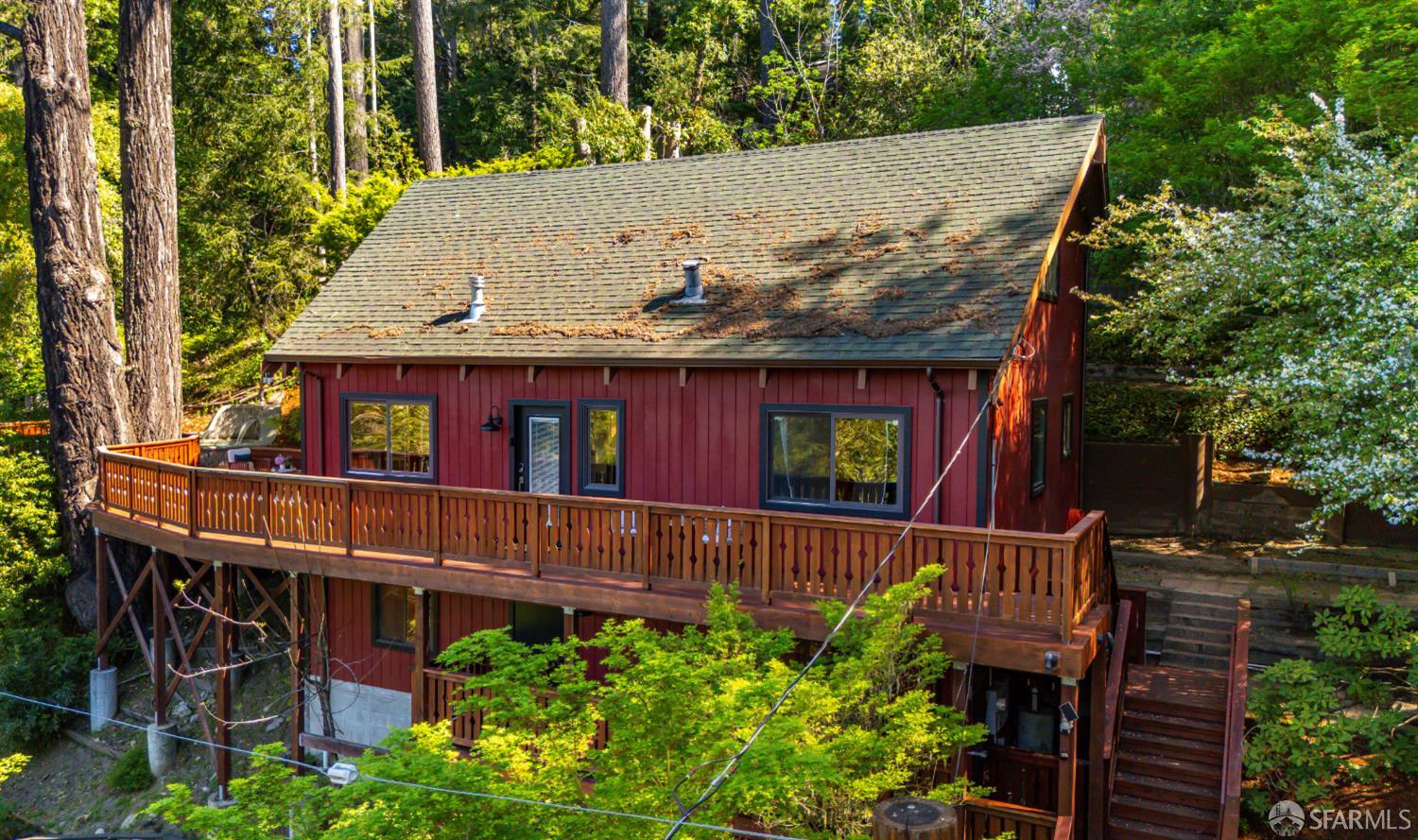 Detail Gallery Image 4 of 46 For 16 Grandview Ave, Felton,  CA 95018 - 3 Beds | 3 Baths