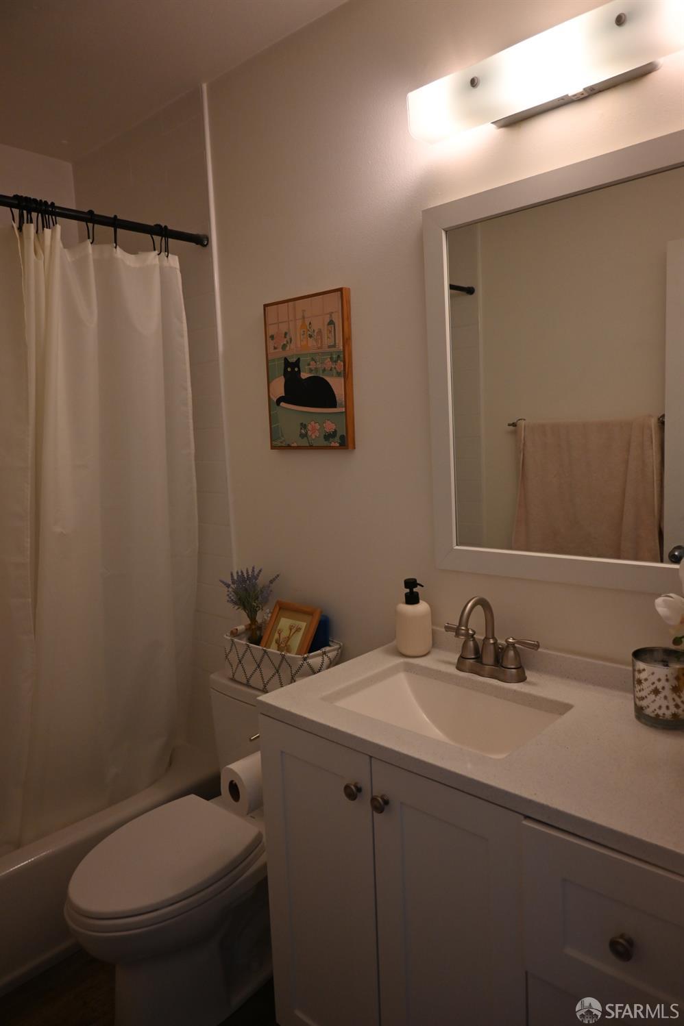 Detail Gallery Image 6 of 13 For 2512 Sacramento St, San Francisco,  CA 94115 - – Beds | – Baths