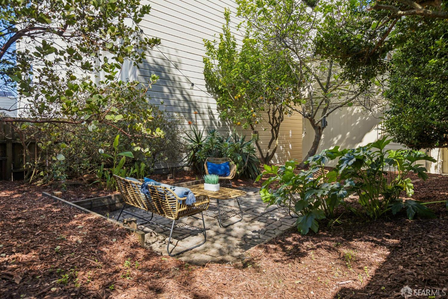 Detail Gallery Image 27 of 53 For 232 Diamond St, San Francisco,  CA 94114 - – Beds | – Baths