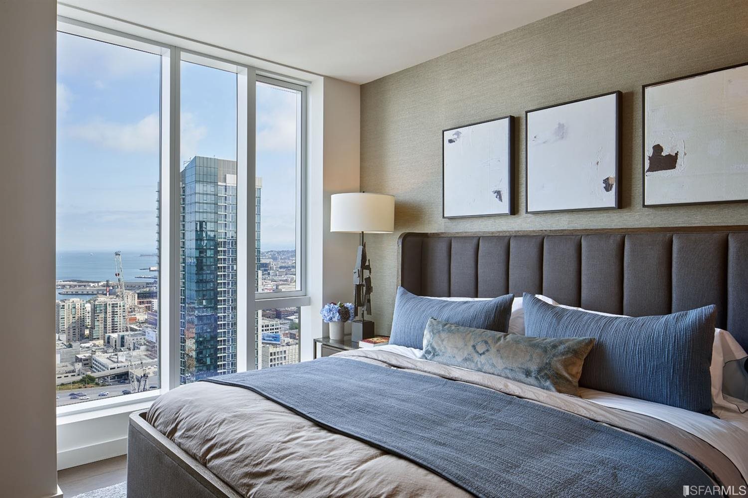 Photo #3: 426114568 Listing: Photo #3