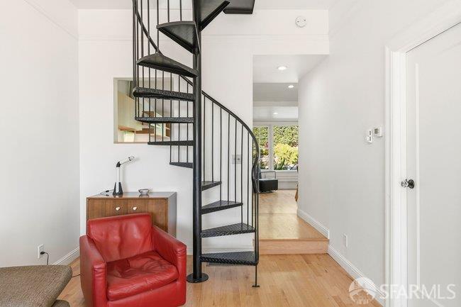Detail Gallery Image 13 of 33 For 1504 Noe St, San Francisco,  CA 94131 - 2 Beds | 1 Baths
