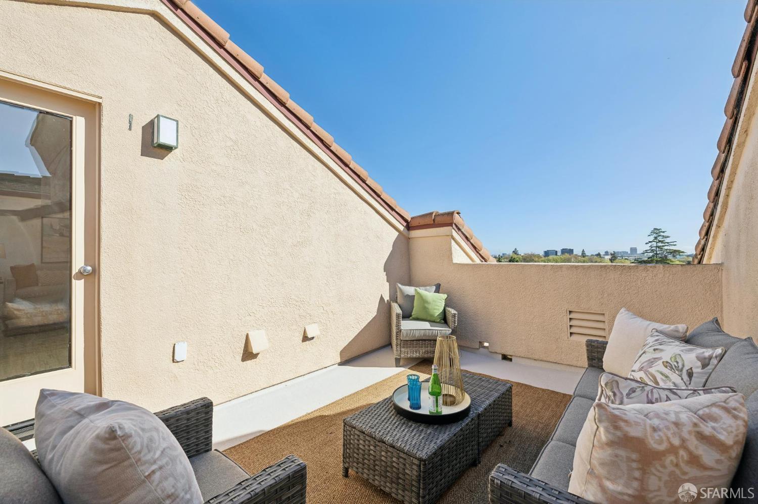 Detail Gallery Image 44 of 52 For 1951 O'farrell St #415,  San Mateo,  CA 94403 - 2 Beds | 1 Baths