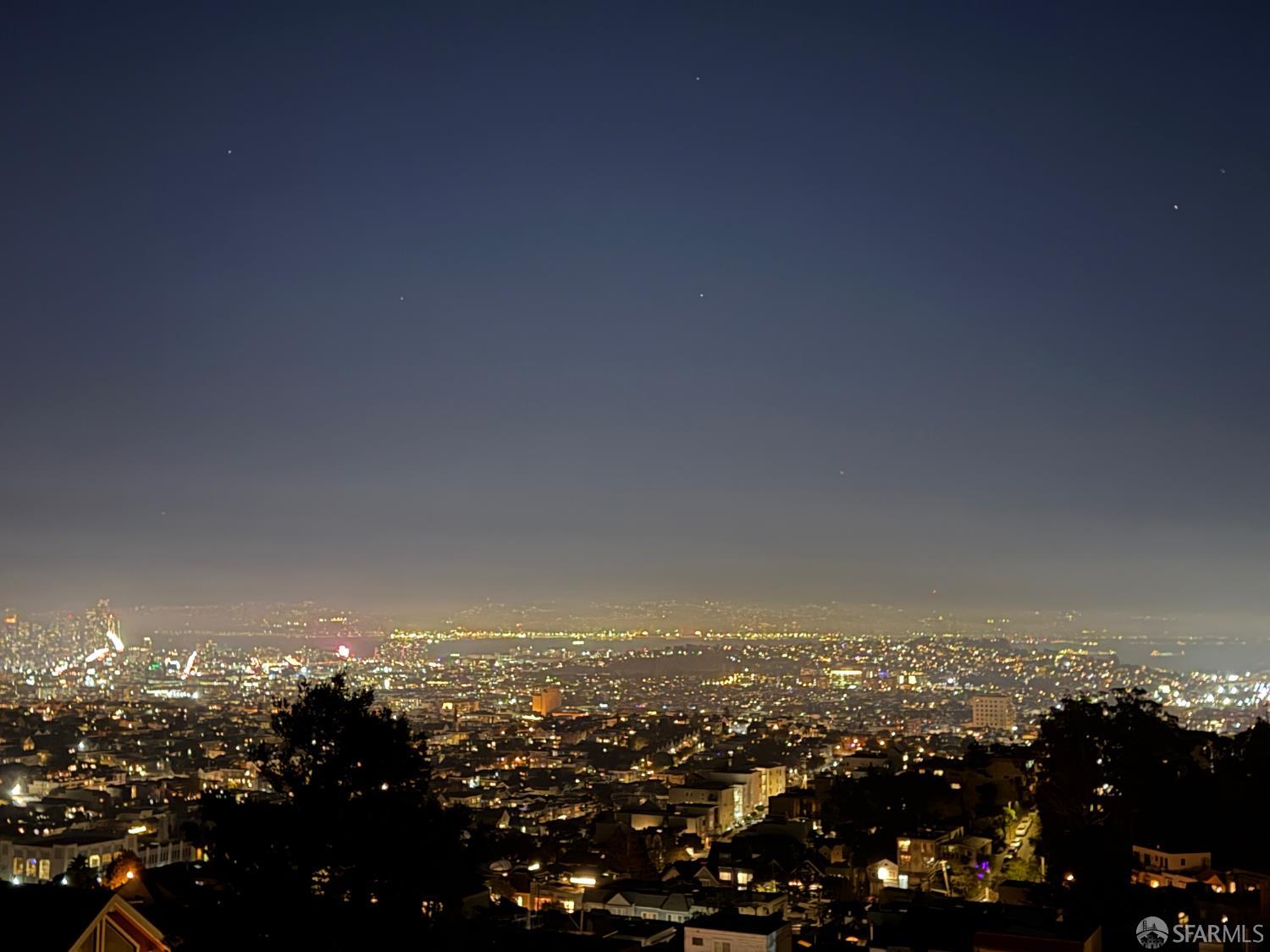 Detail Gallery Image 46 of 47 For 752 Duncan St, San Francisco,  CA 94131 - 5 Beds | 5/1 Baths