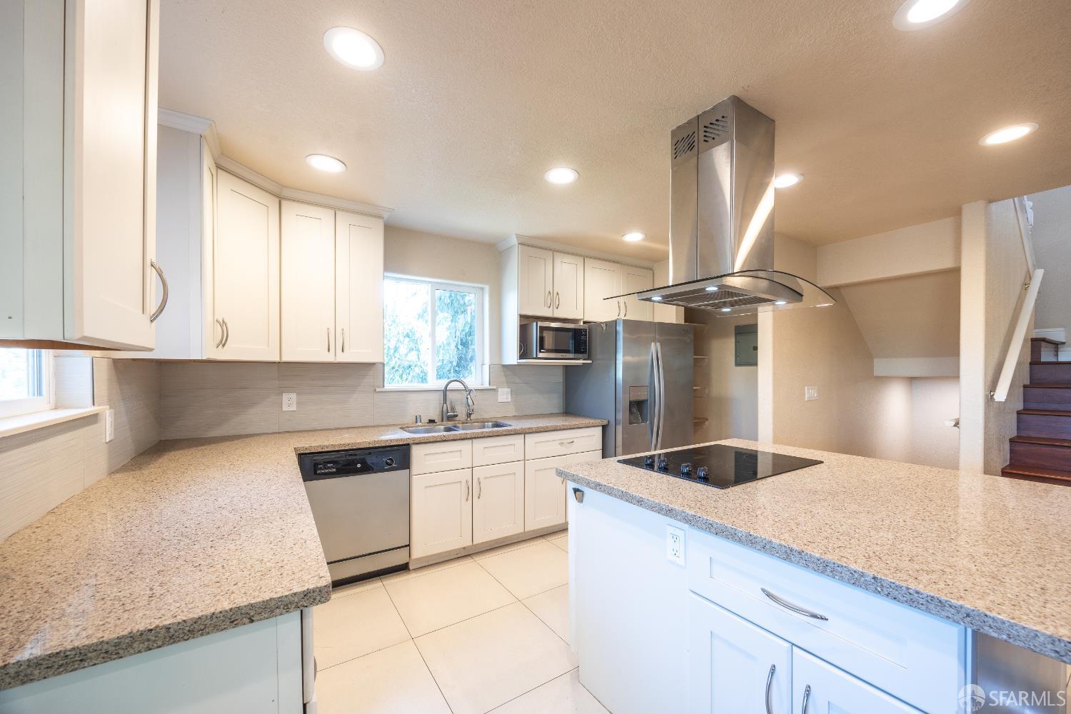 Detail Gallery Image 12 of 47 For 4170 Sandmound Blvd, Oakley,  CA 94561 - 3 Beds | 3 Baths