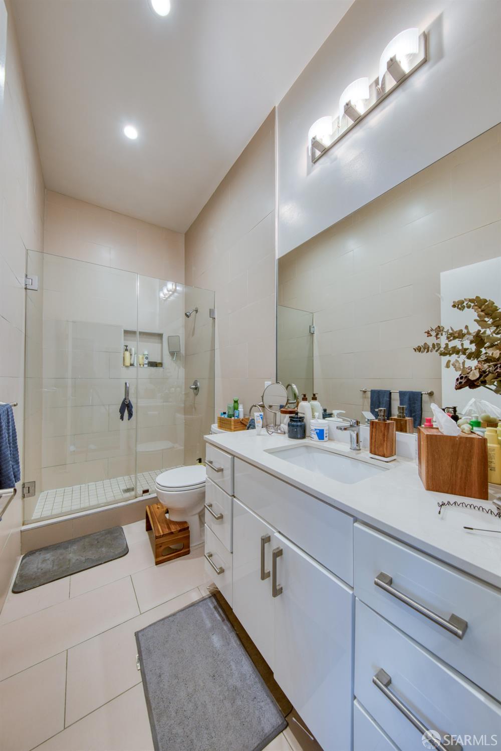 Detail Gallery Image 6 of 23 For 500 Church St, San Francisco,  CA 94114 - – Beds | – Baths