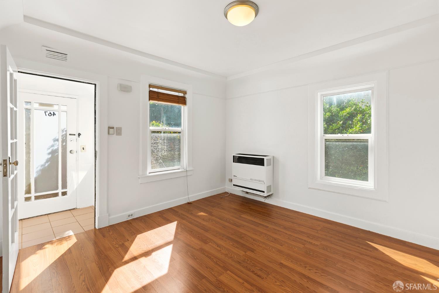 Detail Gallery Image 15 of 27 For 465 Corbett Ave, San Francisco,  CA 94114 - – Beds | – Baths