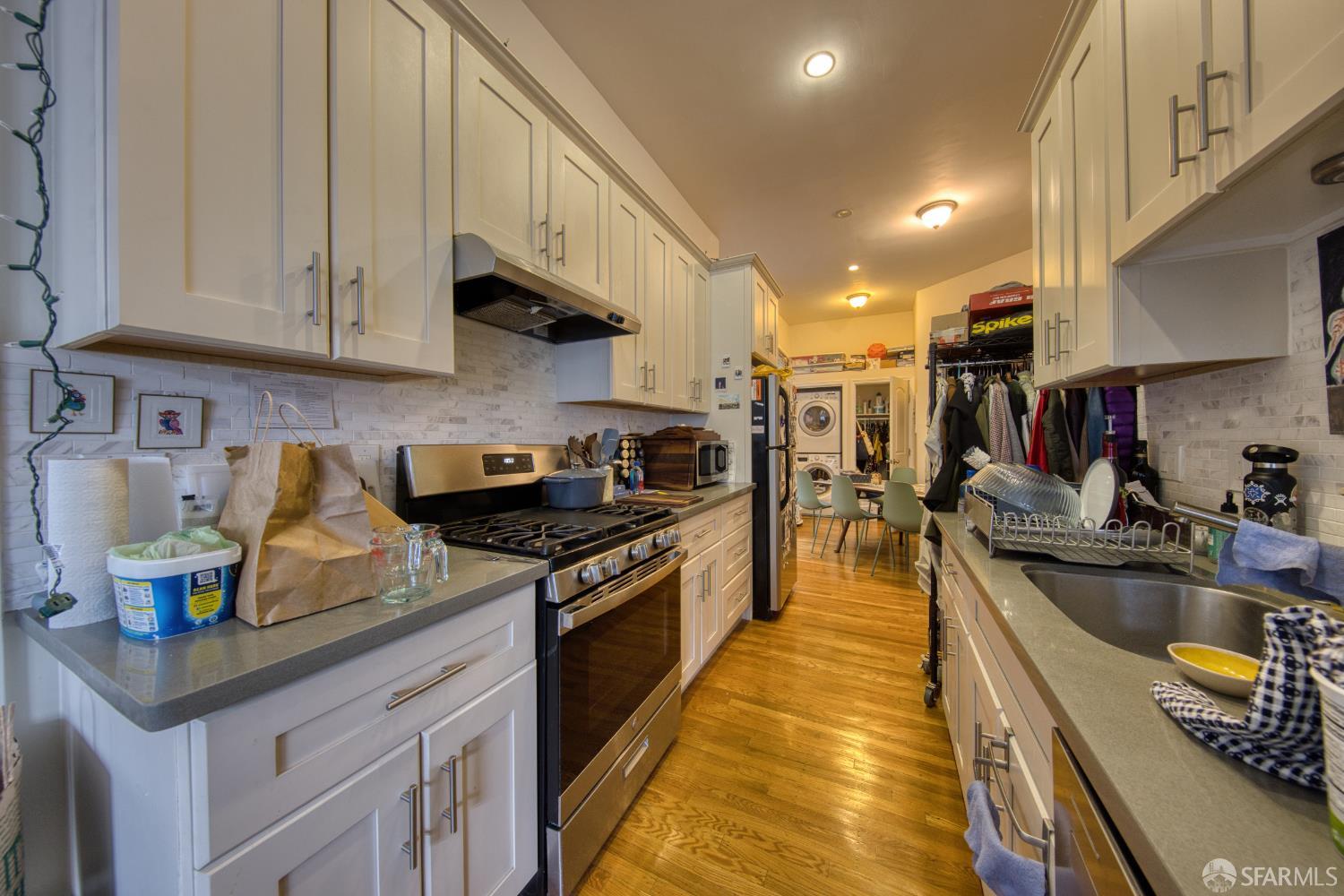 Detail Gallery Image 17 of 23 For 500 Church St, San Francisco,  CA 94114 - – Beds | – Baths