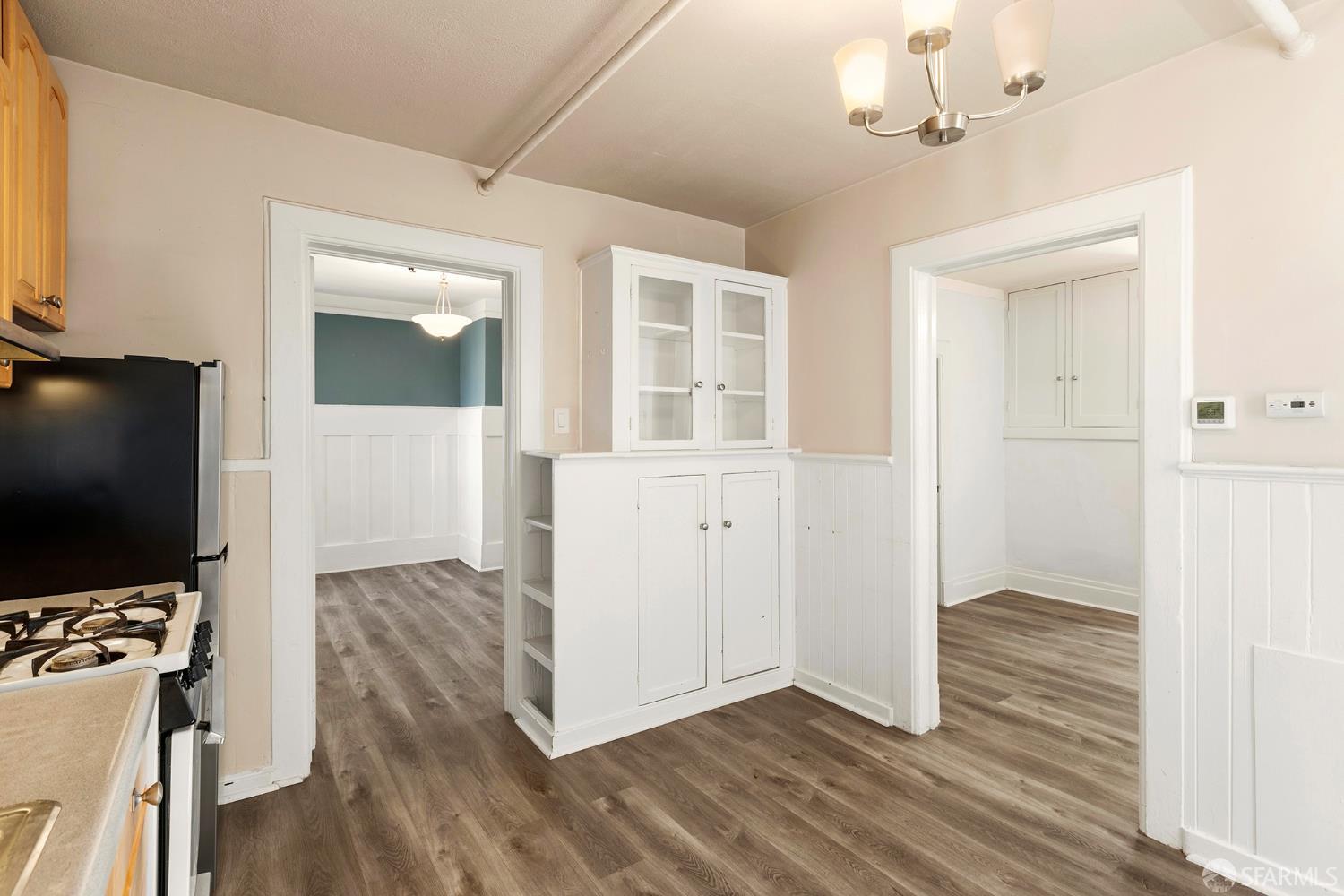 Detail Gallery Image 22 of 27 For 465 Corbett Ave, San Francisco,  CA 94114 - – Beds | – Baths