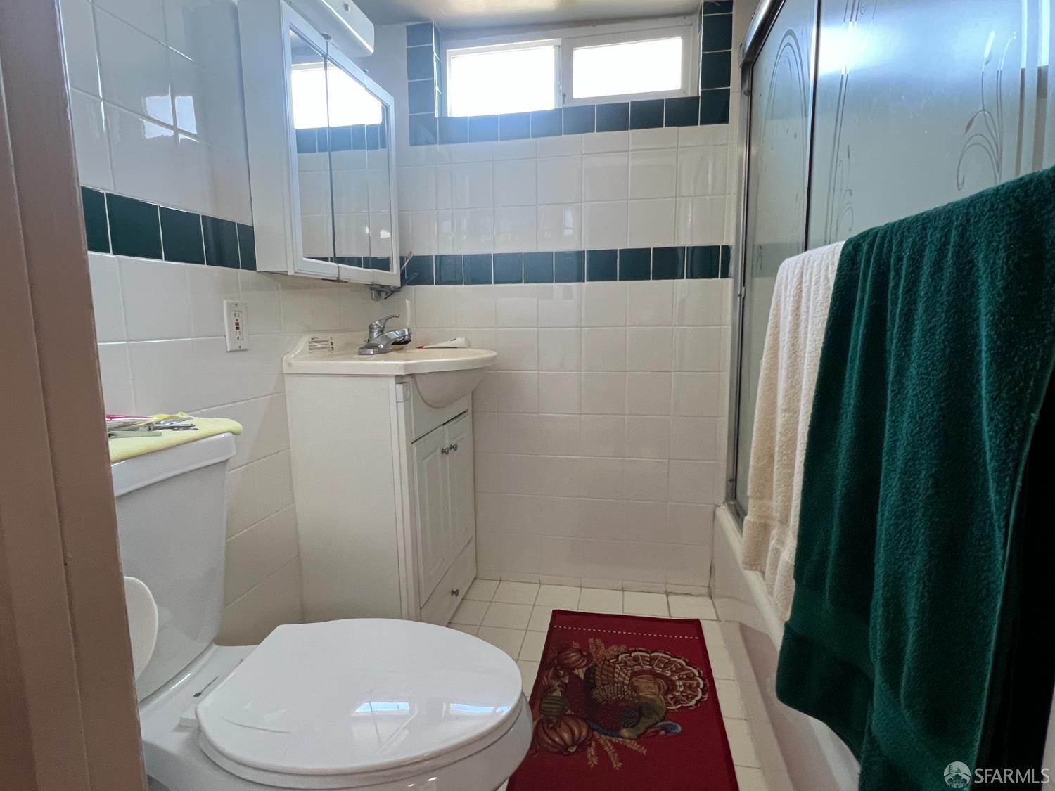 Detail Gallery Image 13 of 21 For 10 Bradford Dr, South San Francisco,  CA 94080 - 3 Beds | 1 Baths