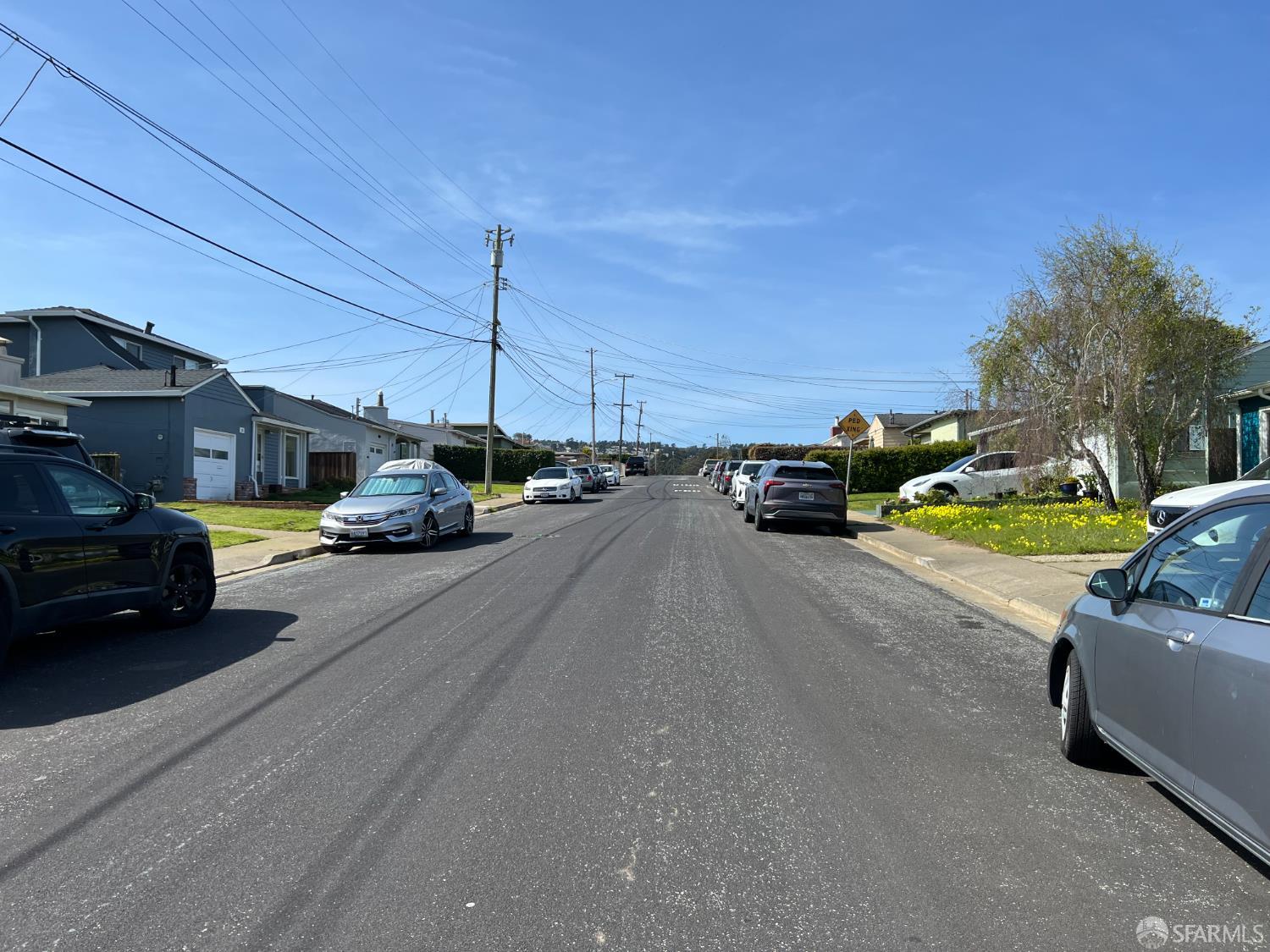 Detail Gallery Image 20 of 21 For 10 Bradford Dr, South San Francisco,  CA 94080 - 3 Beds | 1 Baths