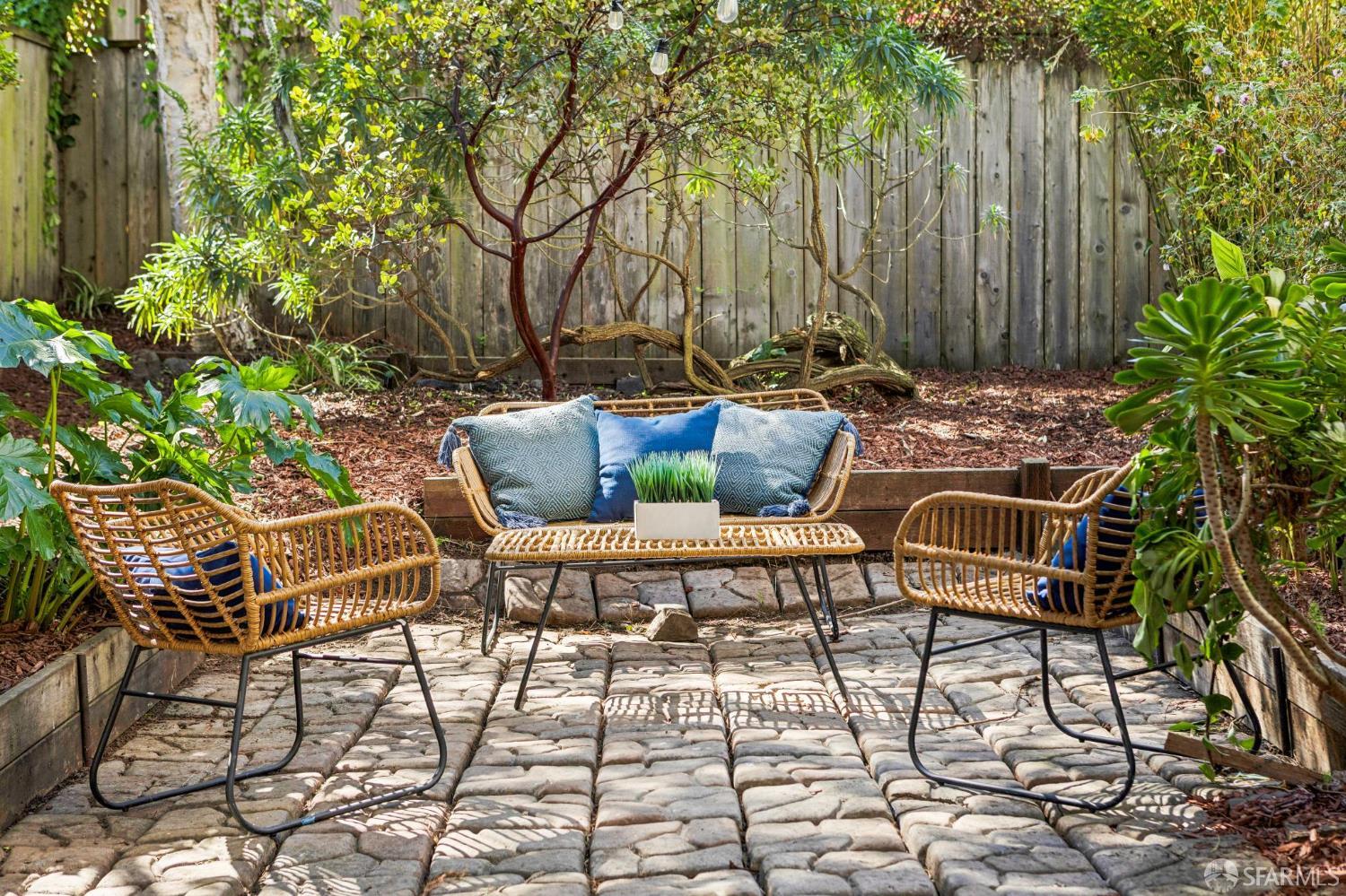 Detail Gallery Image 25 of 53 For 232 Diamond St, San Francisco,  CA 94114 - – Beds | – Baths