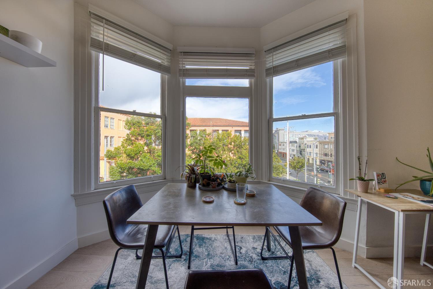 Detail Gallery Image 12 of 23 For 500 Church St, San Francisco,  CA 94114 - – Beds | – Baths