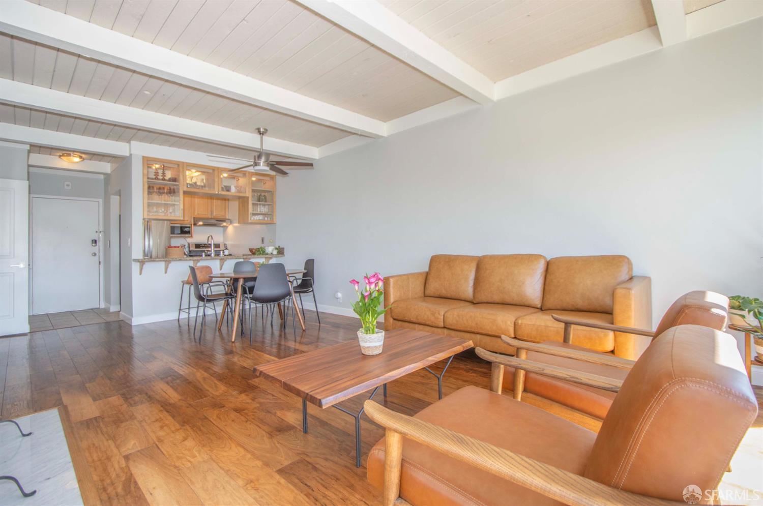 Photo #11: 426111612 Listing: Photo #11