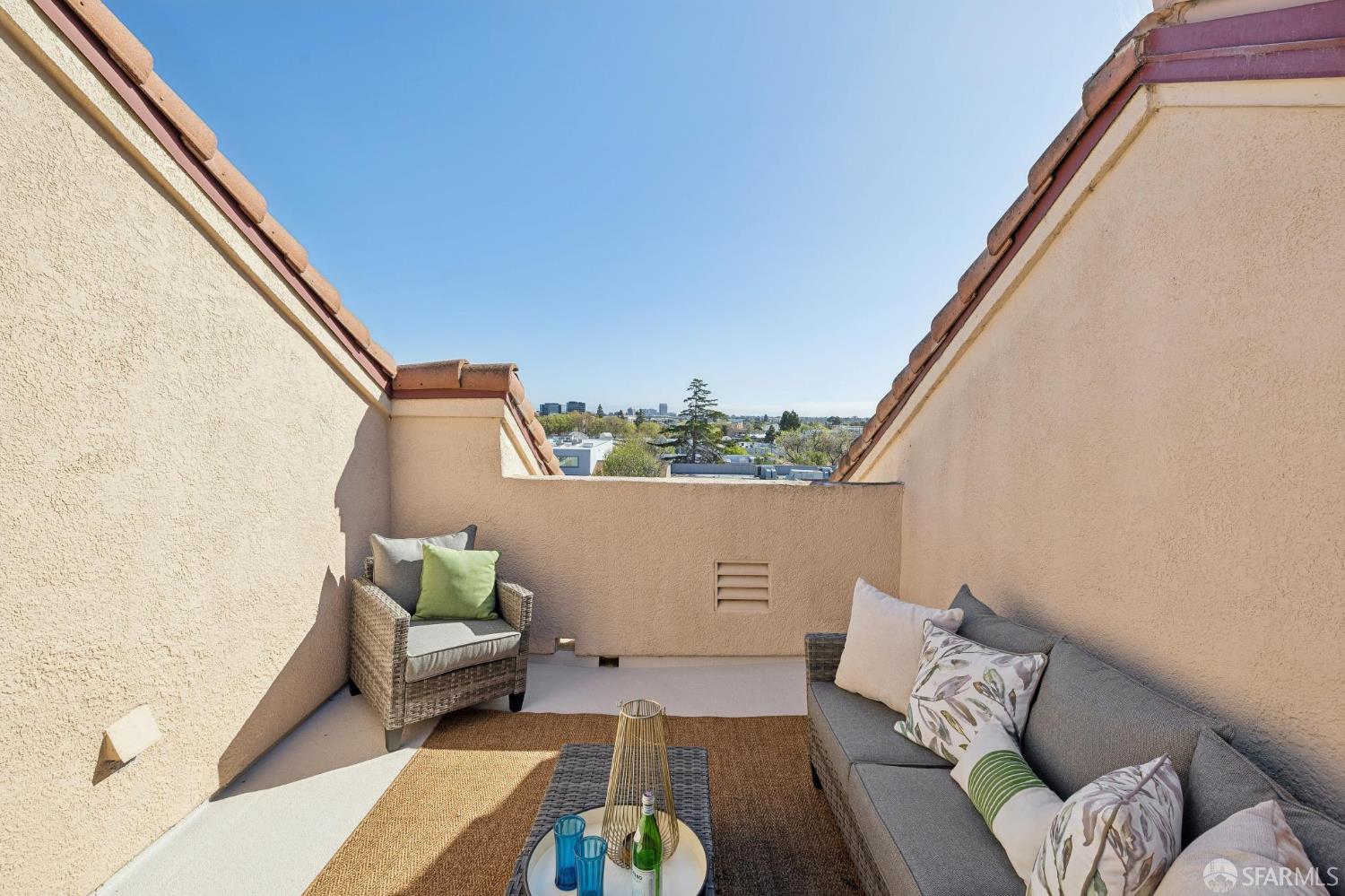 Detail Gallery Image 45 of 52 For 1951 O'farrell St #415,  San Mateo,  CA 94403 - 2 Beds | 1 Baths