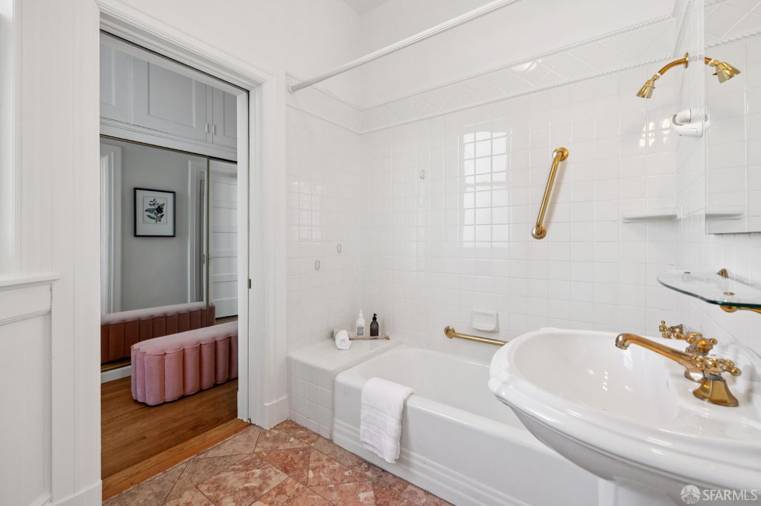 Detail Gallery Image 41 of 71 For 2466 Union St, San Francisco,  CA 94123 - – Beds | – Baths
