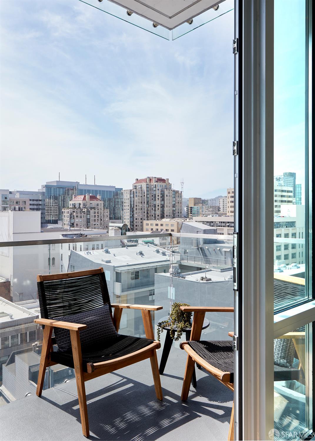 Photo #10: 426114476 Listing: Photo #10