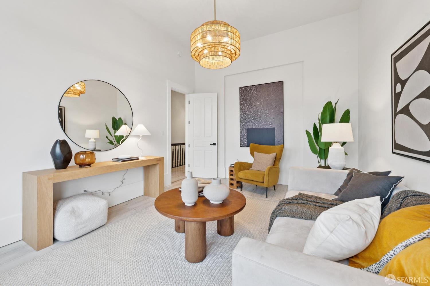 Detail Gallery Image 11 of 62 For 751 Capp St, San Francisco,  CA 94110 - – Beds | – Baths