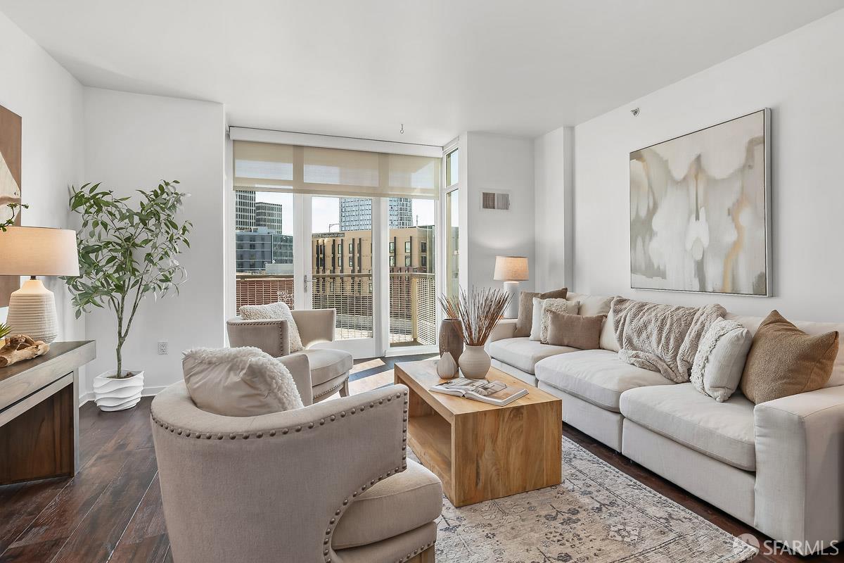 Front Image Thumbnail for SF426113932