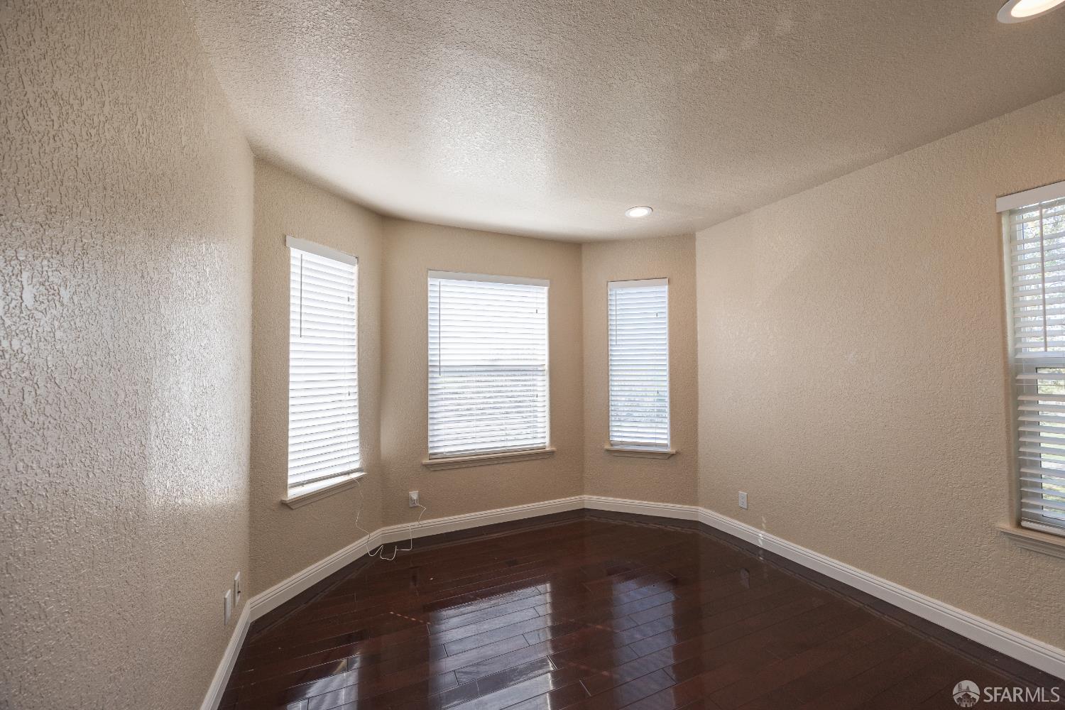 Detail Gallery Image 20 of 47 For 4170 Sandmound Blvd, Oakley,  CA 94561 - 3 Beds | 3 Baths