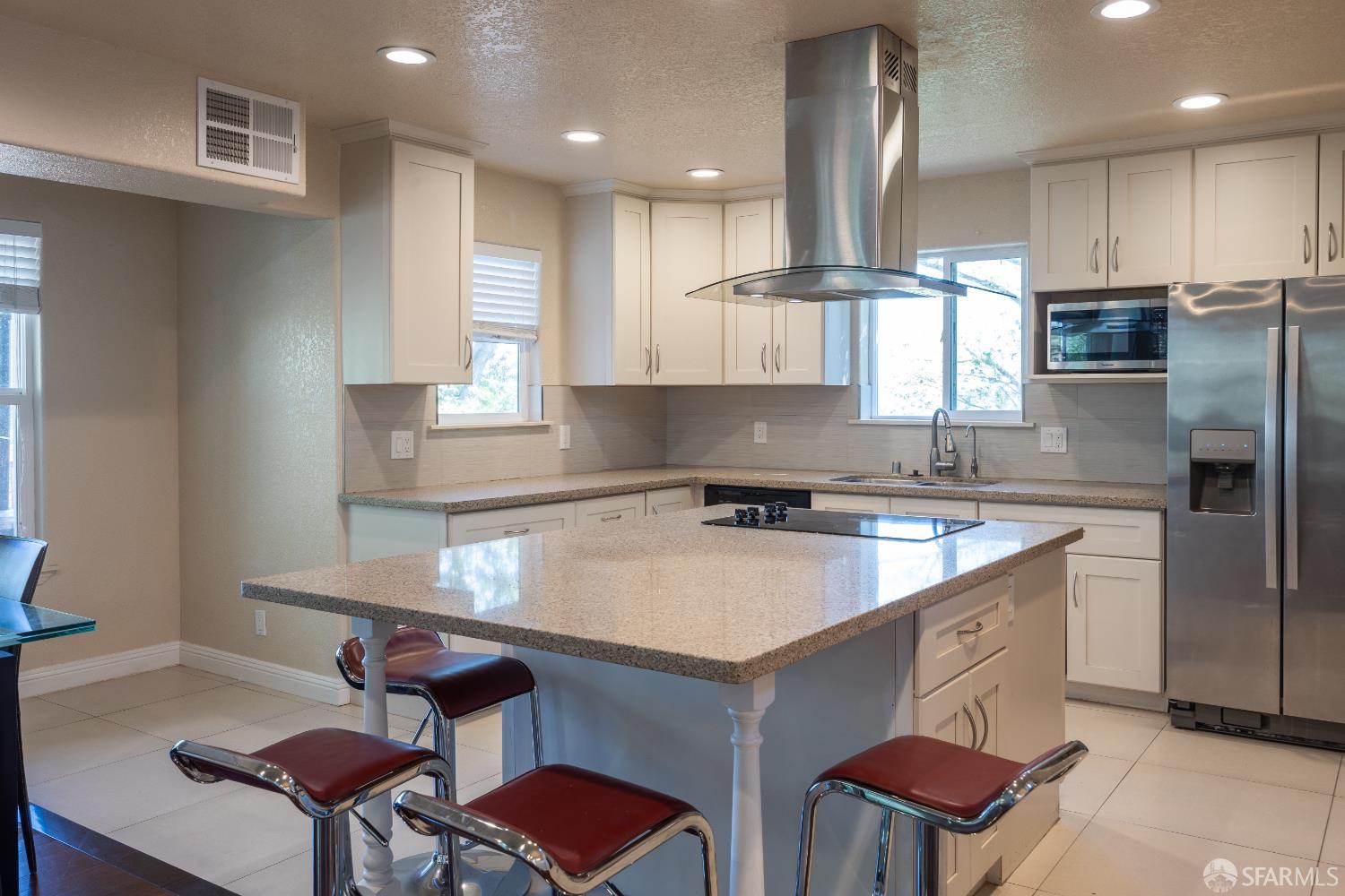 Detail Gallery Image 7 of 47 For 4170 Sandmound Blvd, Oakley,  CA 94561 - 3 Beds | 3 Baths