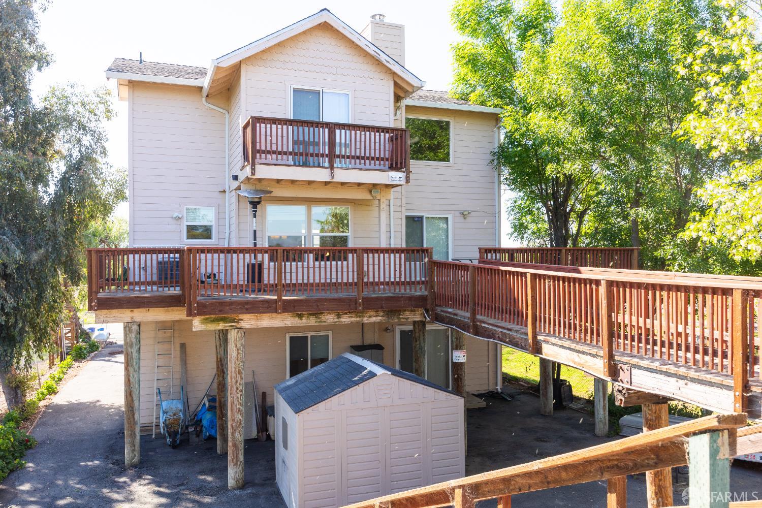 Detail Gallery Image 3 of 47 For 4170 Sandmound Blvd, Oakley,  CA 94561 - 3 Beds | 3 Baths