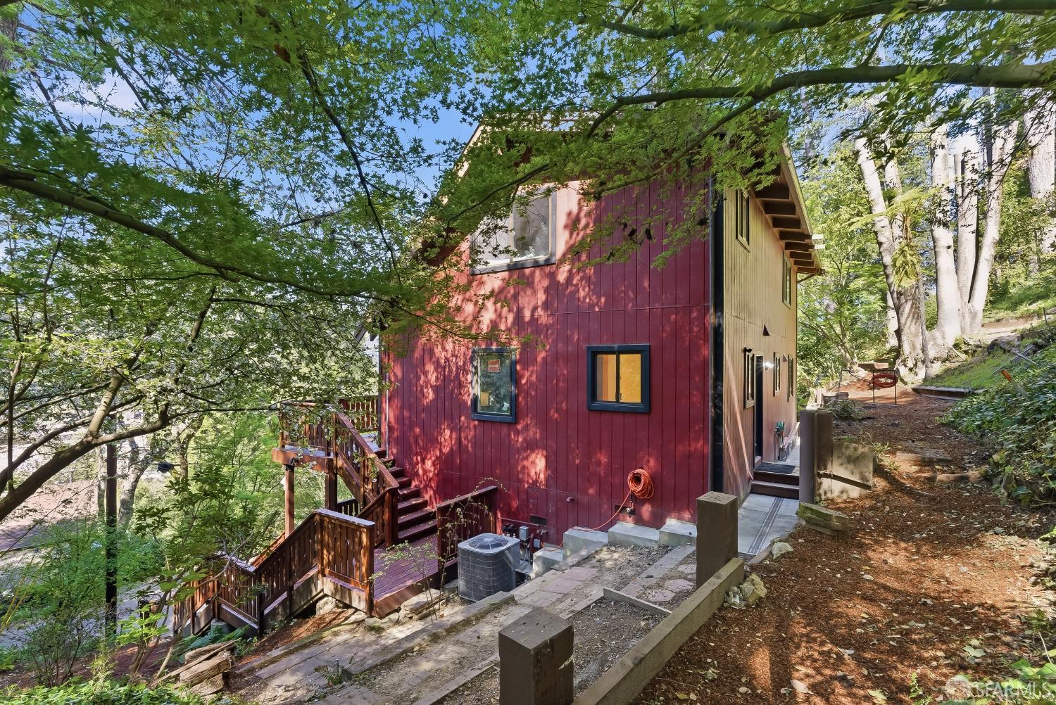 Detail Gallery Image 5 of 46 For 16 Grandview Ave, Felton,  CA 95018 - 3 Beds | 3 Baths