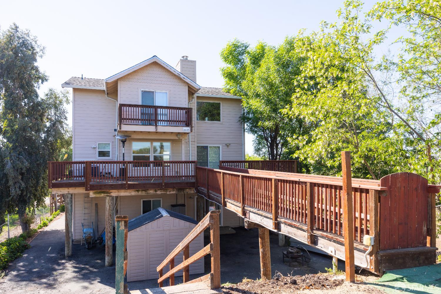 Detail Gallery Image 5 of 47 For 4170 Sandmound Blvd, Oakley,  CA 94561 - 3 Beds | 3 Baths