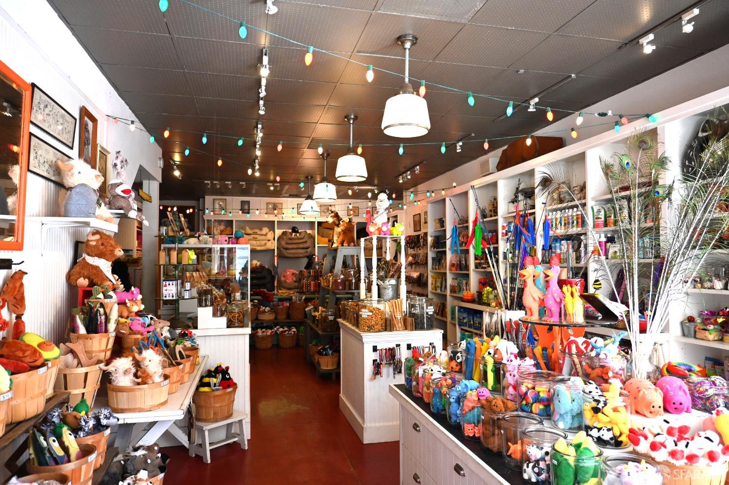 Detail Gallery Image 3 of 13 For 2512 Sacramento St, San Francisco,  CA 94115 - – Beds | – Baths