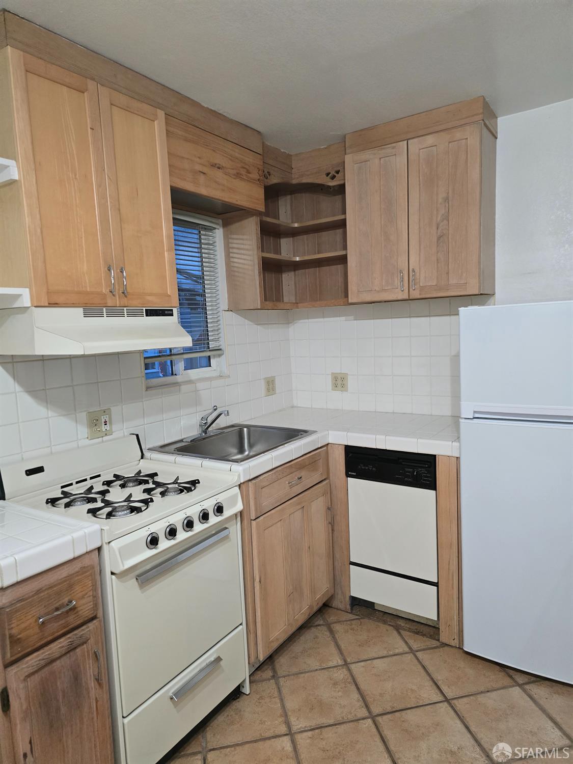 Detail Gallery Image 11 of 15 For 1414 Kansas St, San Francisco,  CA 94107 - – Beds | – Baths