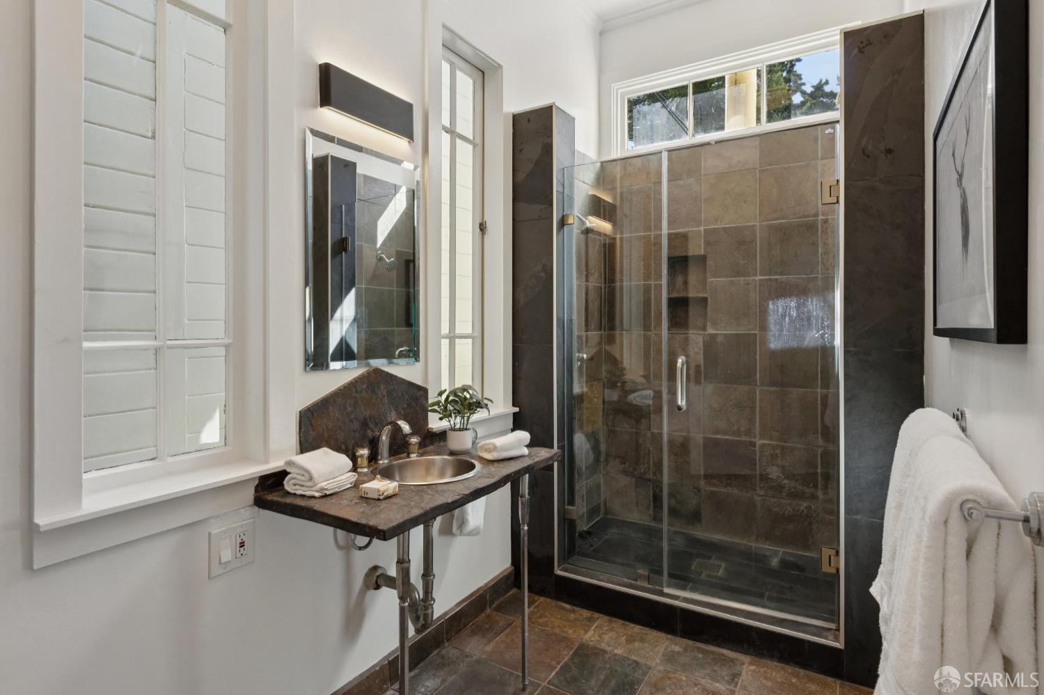 Detail Gallery Image 21 of 53 For 232 Diamond St, San Francisco,  CA 94114 - – Beds | – Baths