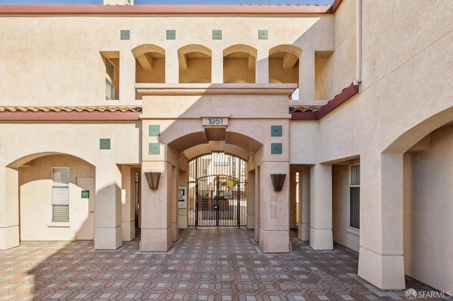 Detail Gallery Image 5 of 52 For 1951 O'farrell St #415,  San Mateo,  CA 94403 - 2 Beds | 1 Baths