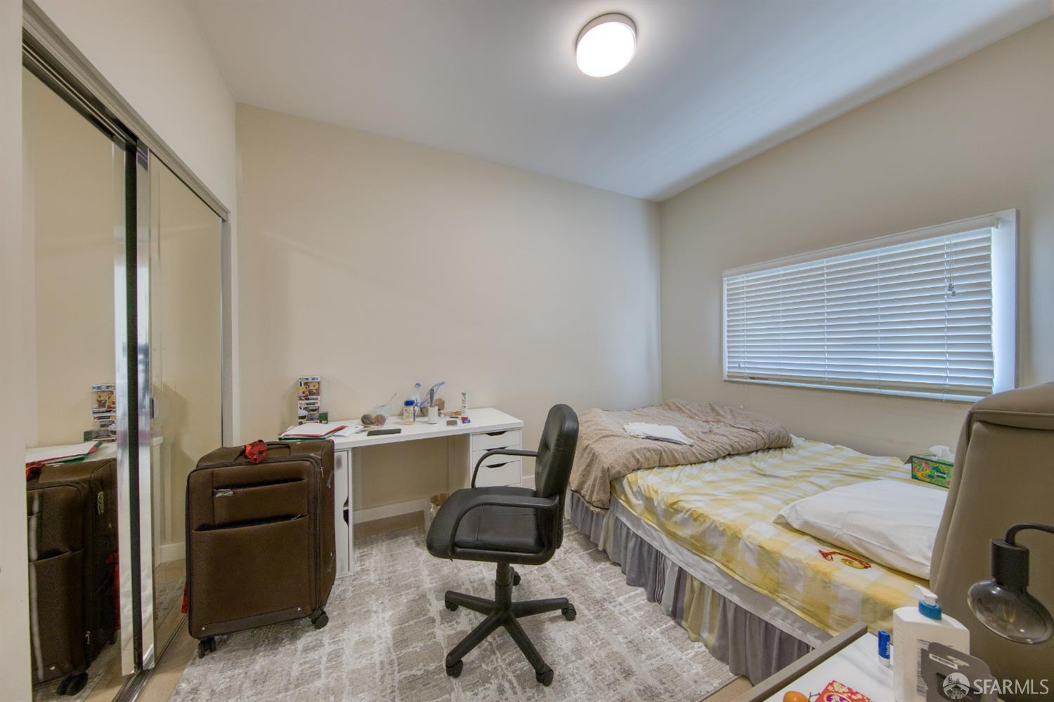 Detail Gallery Image 6 of 10 For 1016 Washington St, San Francisco,  CA 94108 - – Beds | – Baths