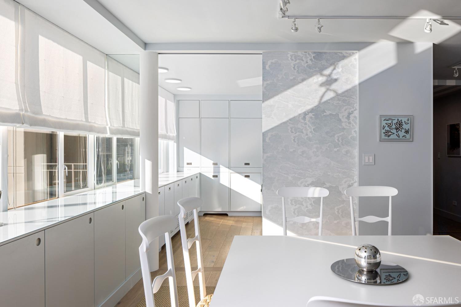 Photo #13: 426112433 Listing: Photo #13