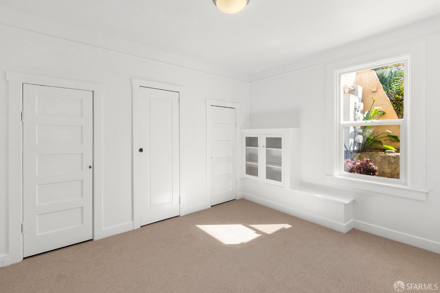 Detail Gallery Image 12 of 27 For 465 Corbett Ave, San Francisco,  CA 94114 - – Beds | – Baths