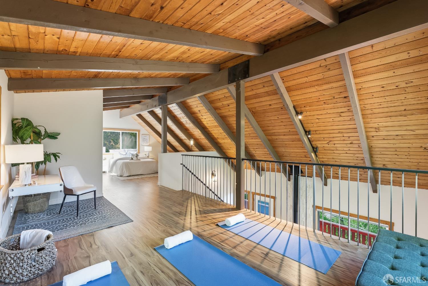 Detail Gallery Image 23 of 46 For 16 Grandview Ave, Felton,  CA 95018 - 3 Beds | 3 Baths