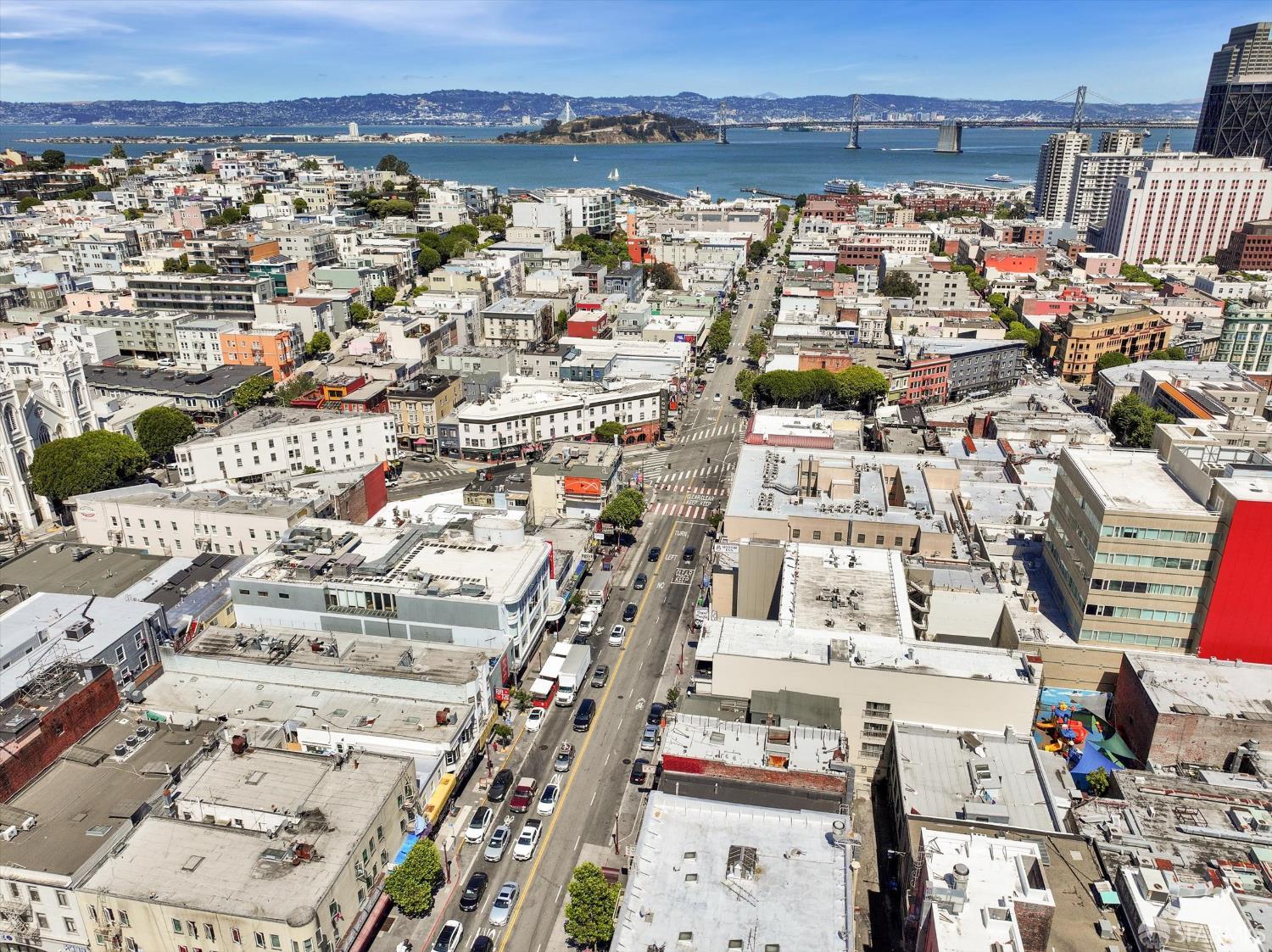 Detail Gallery Image 13 of 14 For 678 Broadway, San Francisco,  CA 94133 - – Beds | – Baths